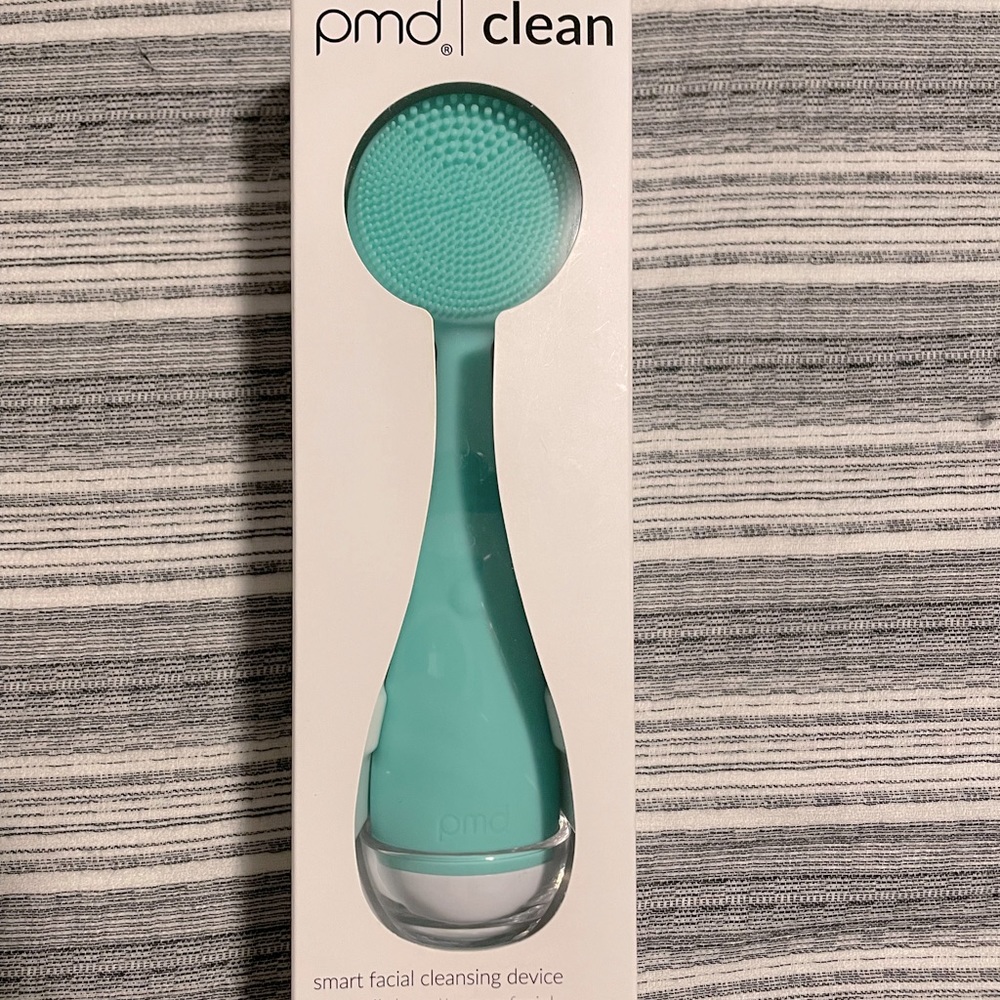 PMD Clean, Smart Facial Cleansing Device